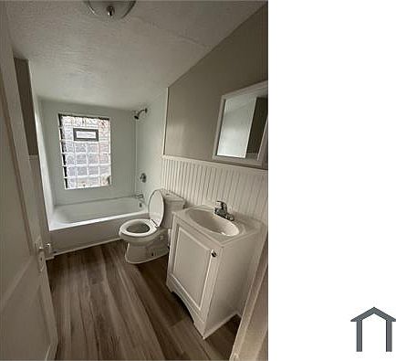 3rd image of 435 E 148th St #3