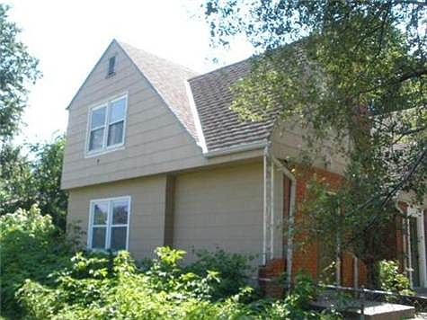 2nd image of 519 E 75th St