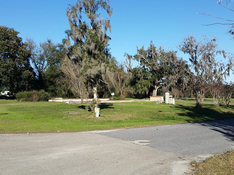 From corner of SR 121 and SW 34th Ter