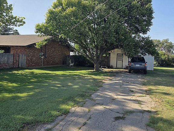 3rd image of 1101 Purnell Ave