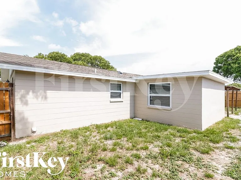 11221 Nome Ave — Photo 15
