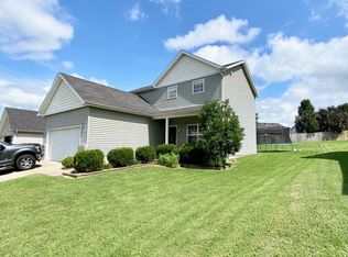 7903 Bridlevista Rd, Louisville, KY 40228