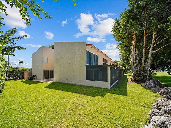 5th image of 14345 Kendale Lakes Cir #14345