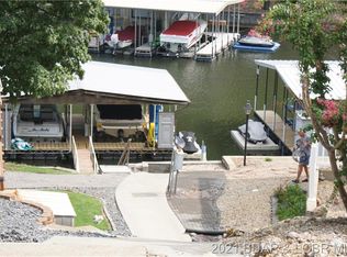 1045 Quiver Ln, Osage Beach, MO 65065