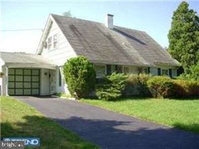 2 Budhollow Ln, Willingboro, NJ, 08046