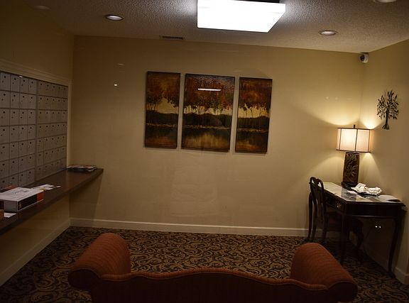 3rd image of 125 Acacia Cir APT 701E