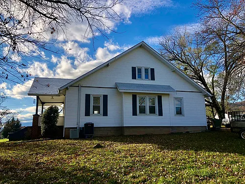 112 N Bruffey St Photo 1