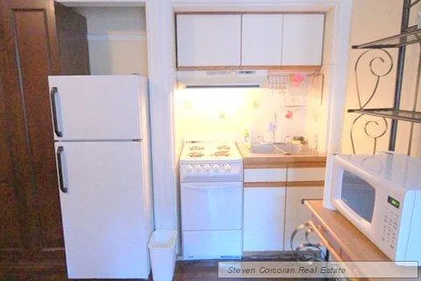 Rented by Steven Corcoran Real Estate | media 1