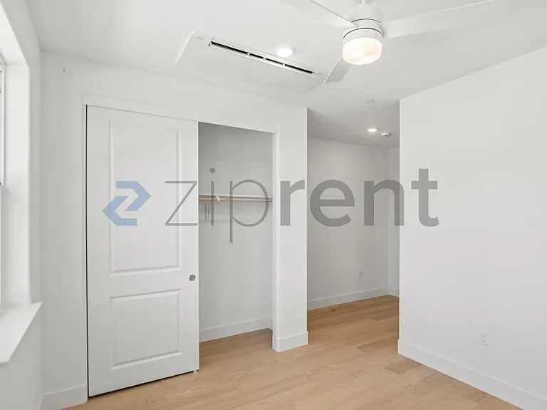 267 Llewellyn Ave — Photo 6