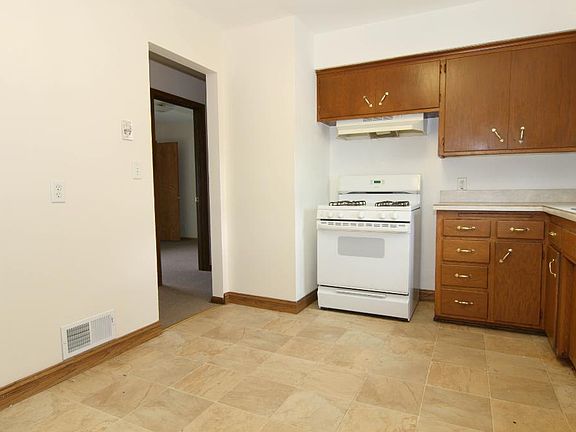 5th image of 1303 9th Ave S