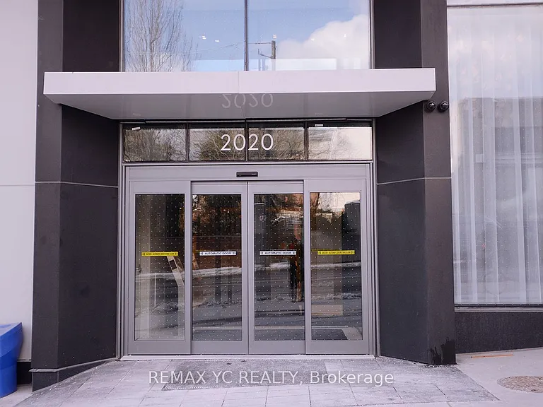 2020 Bathurst St #721 — Photo 2