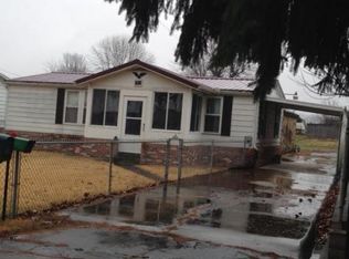 900 Broadway St, Middleport, OH 45760