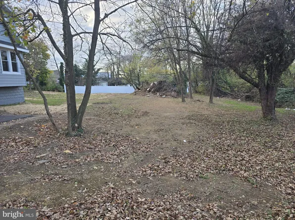 Handy Ave, Catonsville, MD 21228