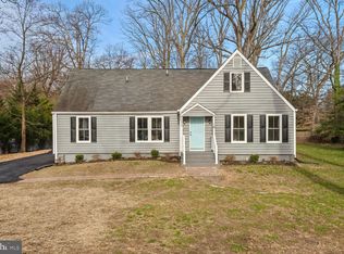 1256 Cresthaven Dr, Silver Spring, MD 20903