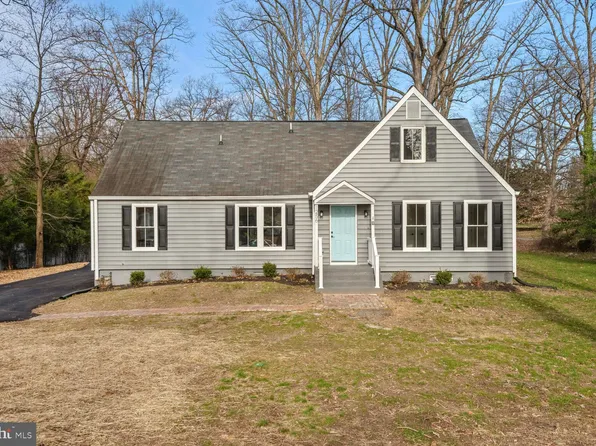 1256 Cresthaven Dr, Silver Spring, MD 20903