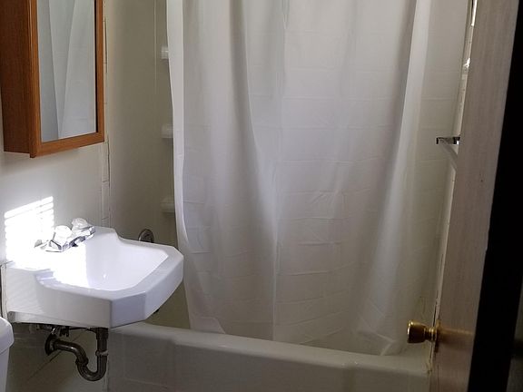 5th image of 4903 Caldwell St APT 3