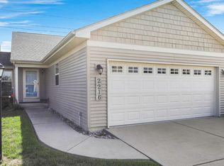 2216 Pebblebrook #2216, Urbana, IL 61802
