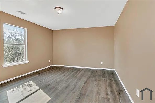 2417 Hawkwood Ct — Photo 15