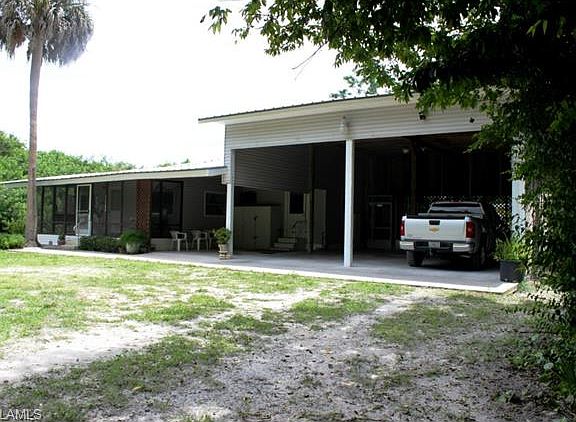 4th image of 1098 Arvin Ln
