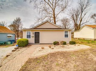 2206 Valleyview Dr, Alton, IL 62002