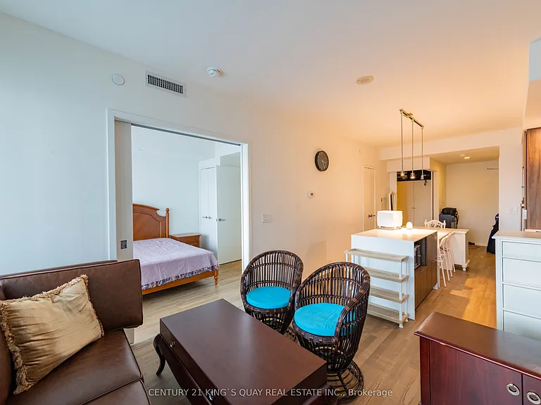 1 Bloor St E #1708 — Photo 11