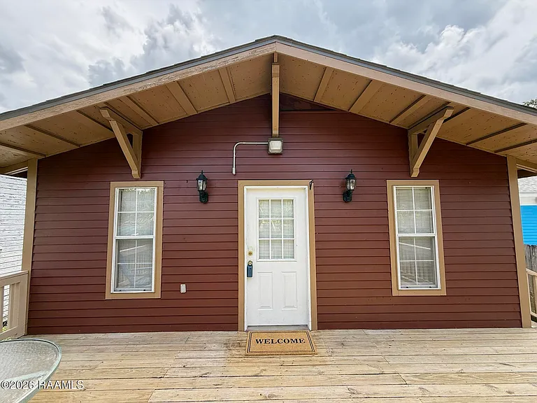305 General Mouton Ave #B — Photo 1