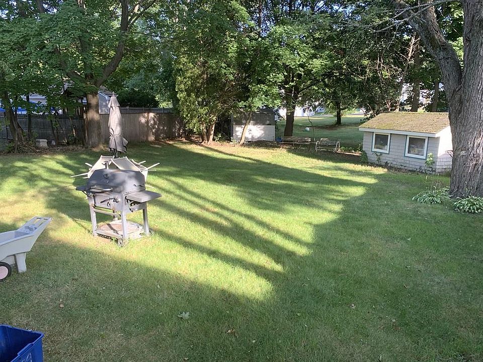 2nd image of 11 Edith Ave