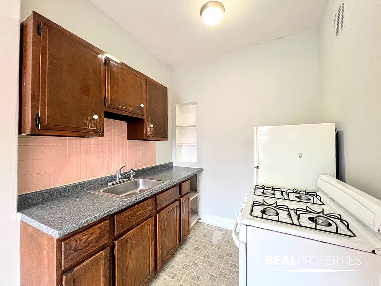 4601-09 N Lincoln Ave — Photo 6