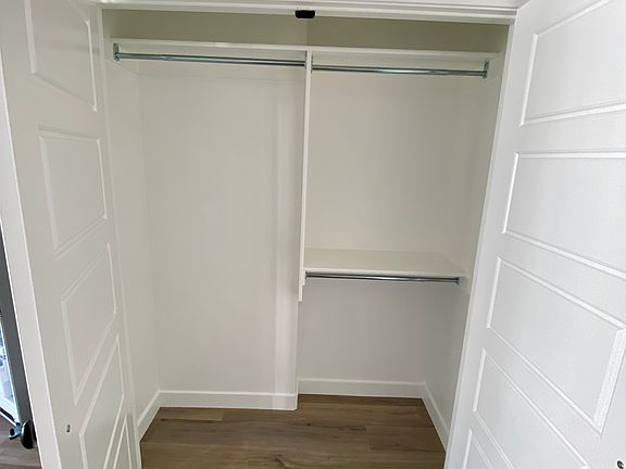 2nd image of 4211 W Willard Park Ct