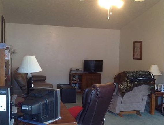 4th image of 544 Heather Woods Dr #17