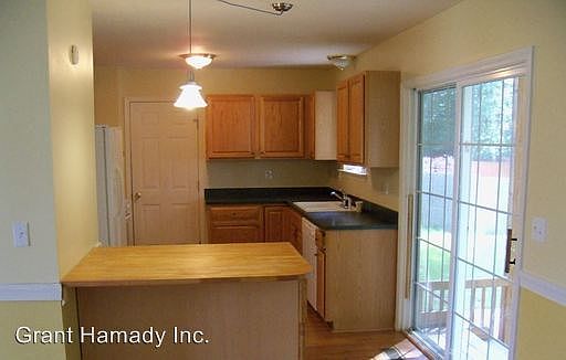 2nd image of 5372 Tall Oaks Dr