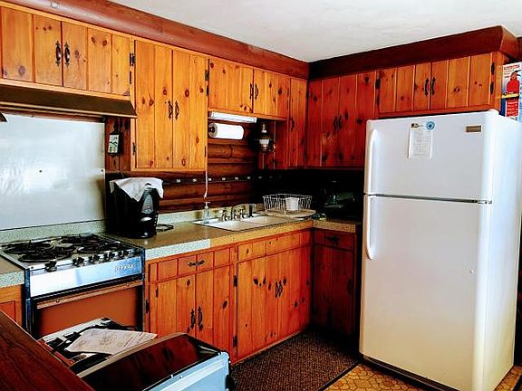 5th image of 19527 Otter Ln