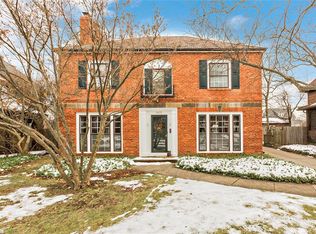 3033 Chadbourne Rd, Shaker Heights, OH 44120