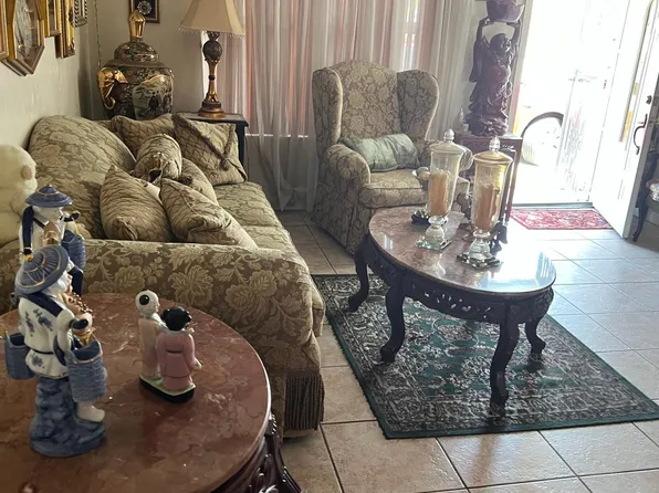 5550 E 4th Ave, Hialeah, FL 33013