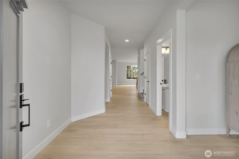 3rd image of 17306 82nd Avenue Ct E