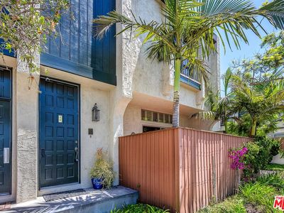11260 Overland Ave APT 2F, Culver City, CA, 90230