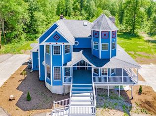 41 Carvill Ave, East Longmeadow, MA 01028