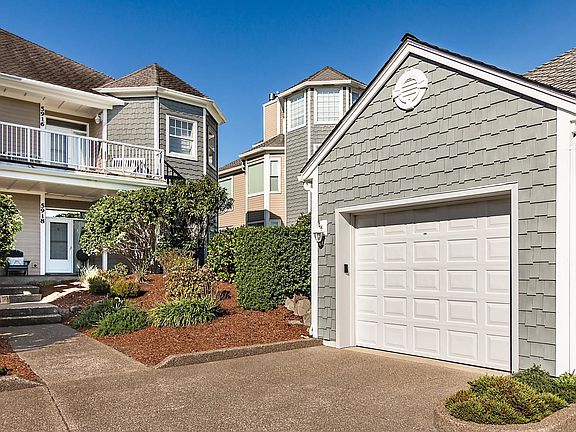 2nd image of 5918 SW Cupola Dr