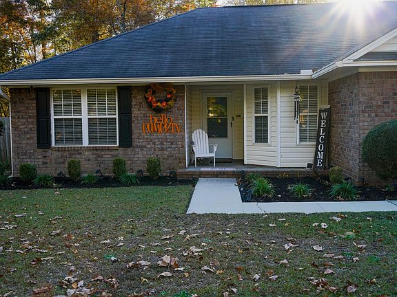 5th image of 3255 Valencia Dr