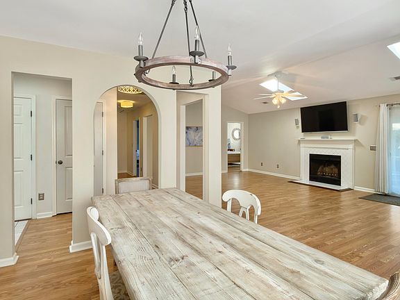 5th image of 1246 Llewellyn Rd