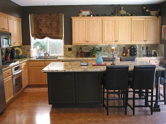 Newly Remodeled Kitchen