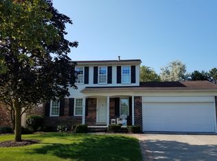 45077 Claymore Dr, Canton, MI 48187