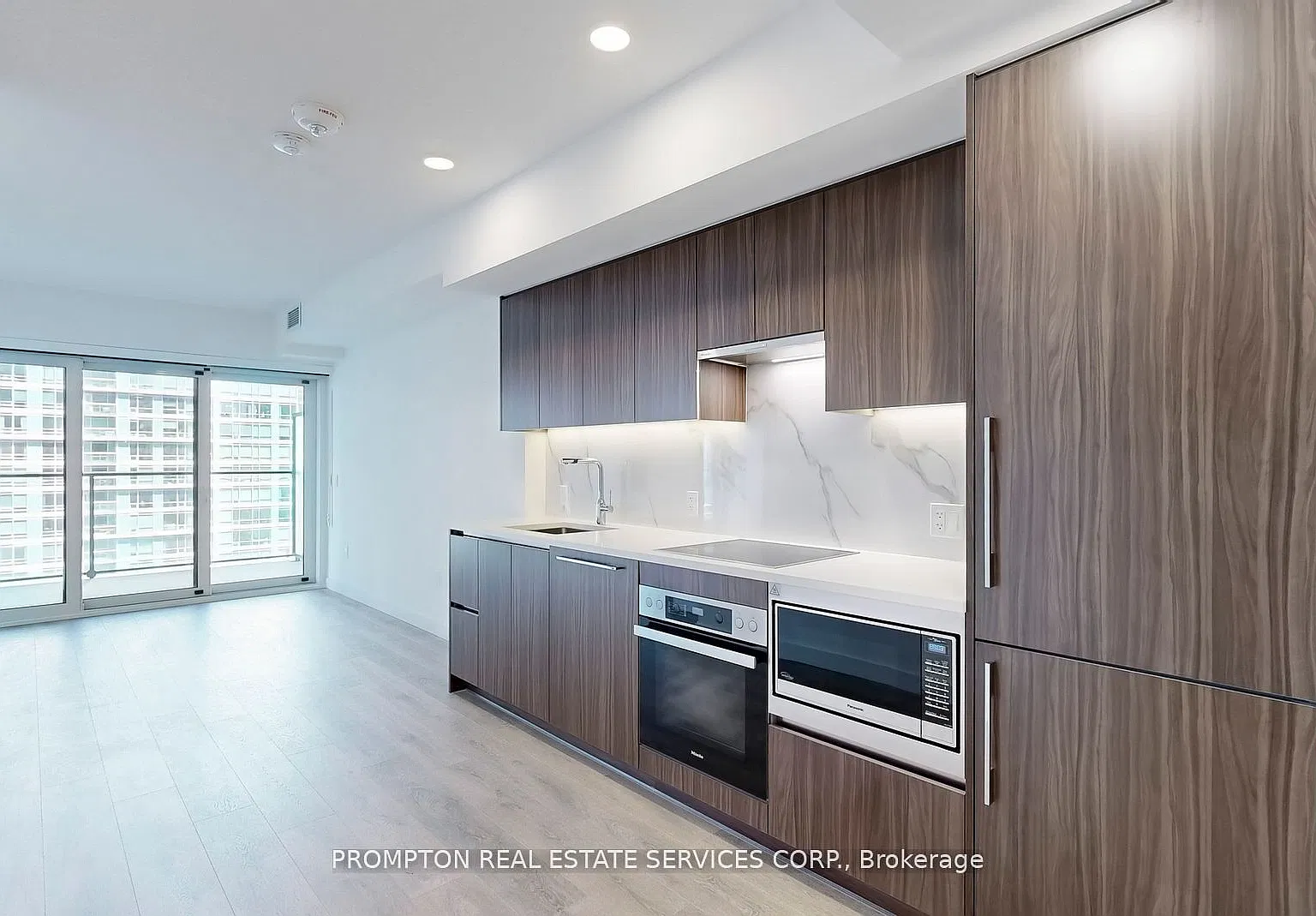 2 bed, $2,900 — Photo 1