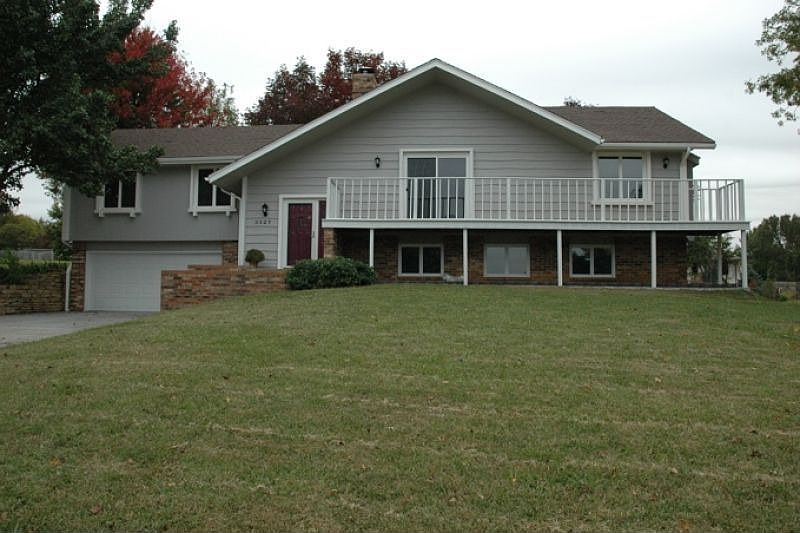 1st image of 3327 SW Friar Rd