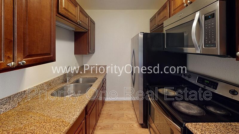 1st image of 3813 46th St #2