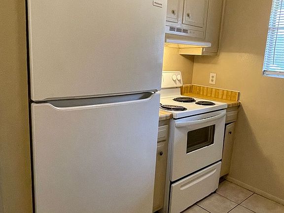 4th image of 1140-1160 Oregon Ave #Wc19