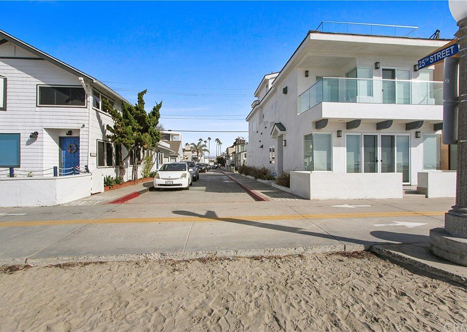 1st image of 115 25th St