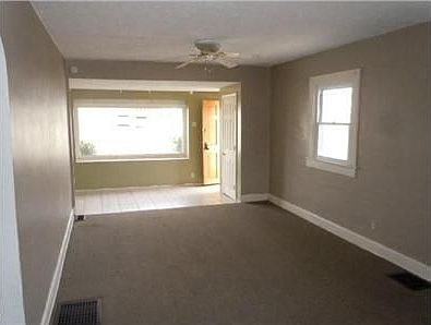 5th image of 3631 Creston Dr