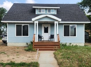 219 Main St NE, Menahga, MN 56464