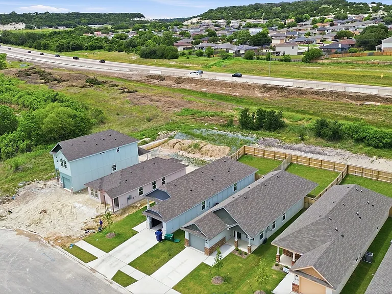 342 Monty Rd — Photo 31